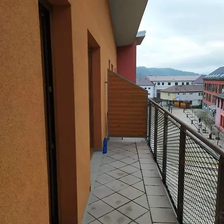 Lucia Apartment Oscadnica